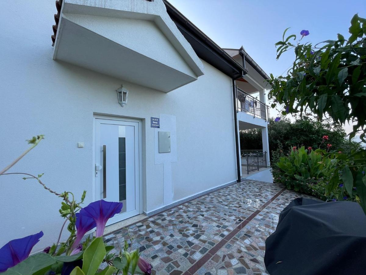 Tole Villa Podaca Eksteriør billede